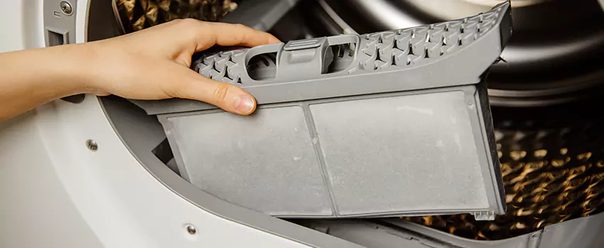 Signs Of A Clogged Dryer Lint Trap in Hagerstown, Maryland